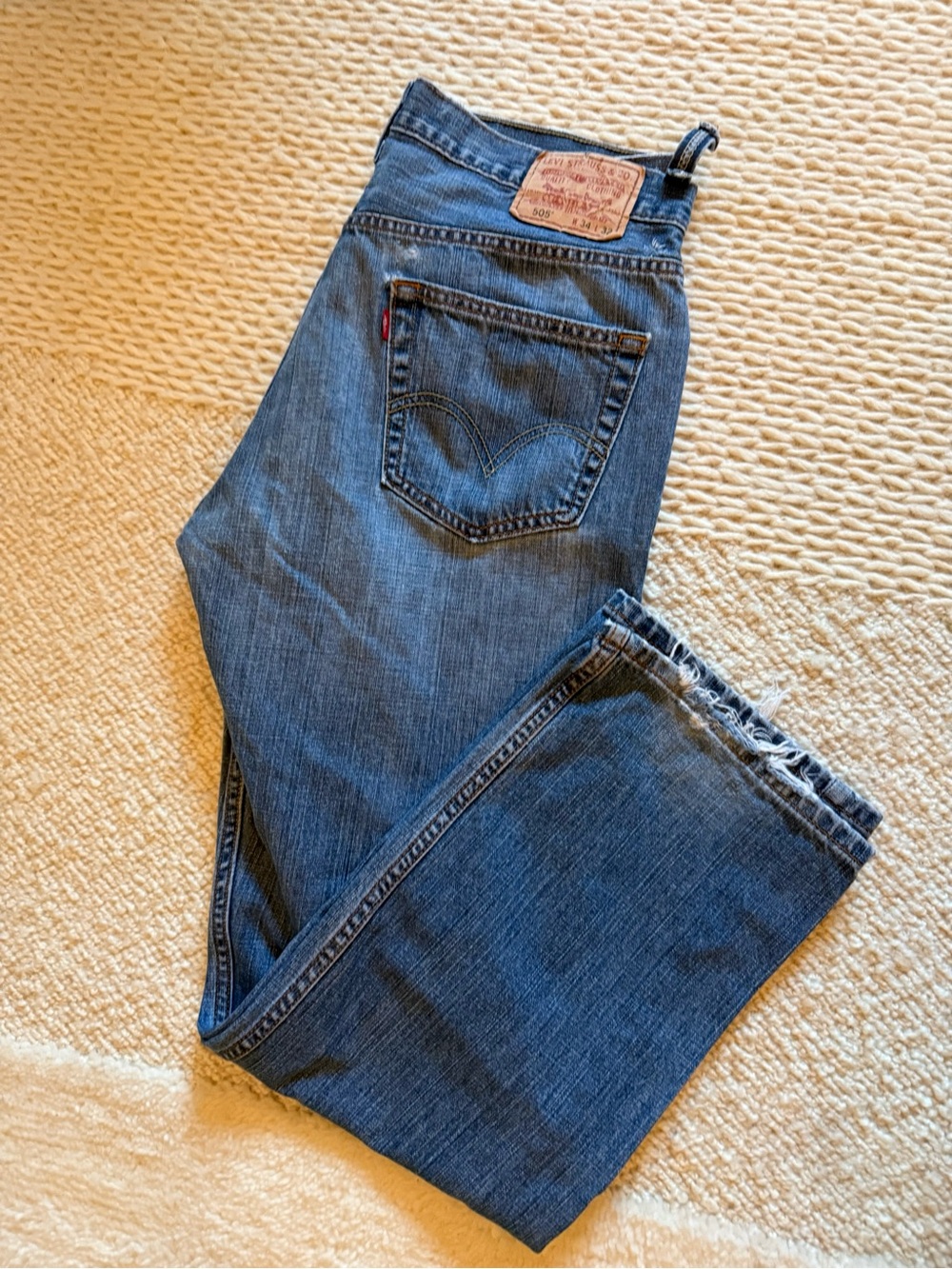 Levi's Men's Medium Blue Straight Jeans